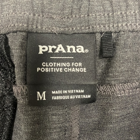 Prana Polyester/Cotton Shorts - Picture 4 of 4